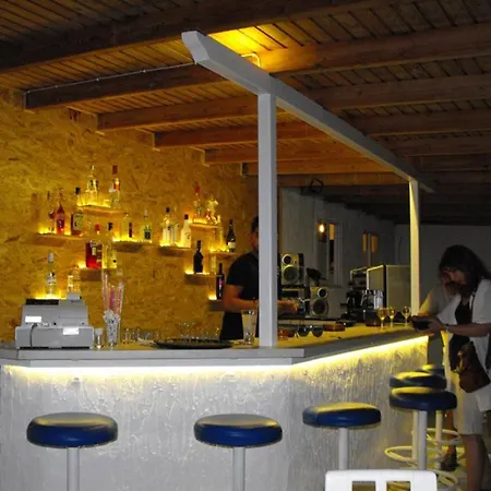 Le Mirage Hotel 2*